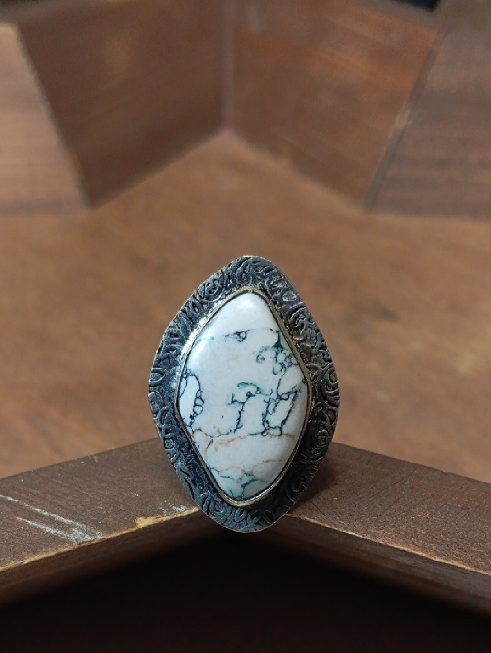 ⚡️3 for $24⚡️ Unique White Ring